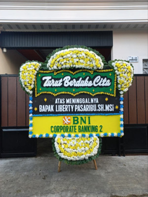 Papan Bunga Duka di Wonawa